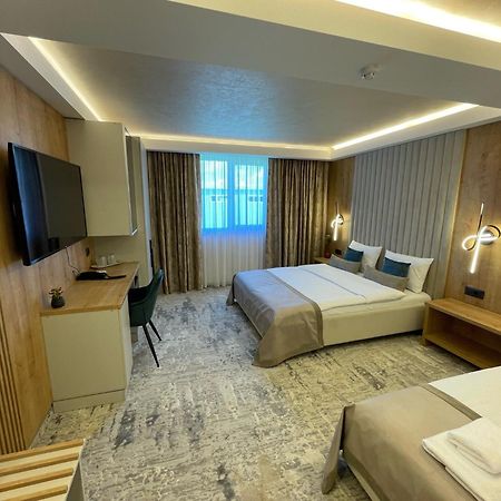Hotel Rk Ghimbav المظهر الخارجي الصورة
