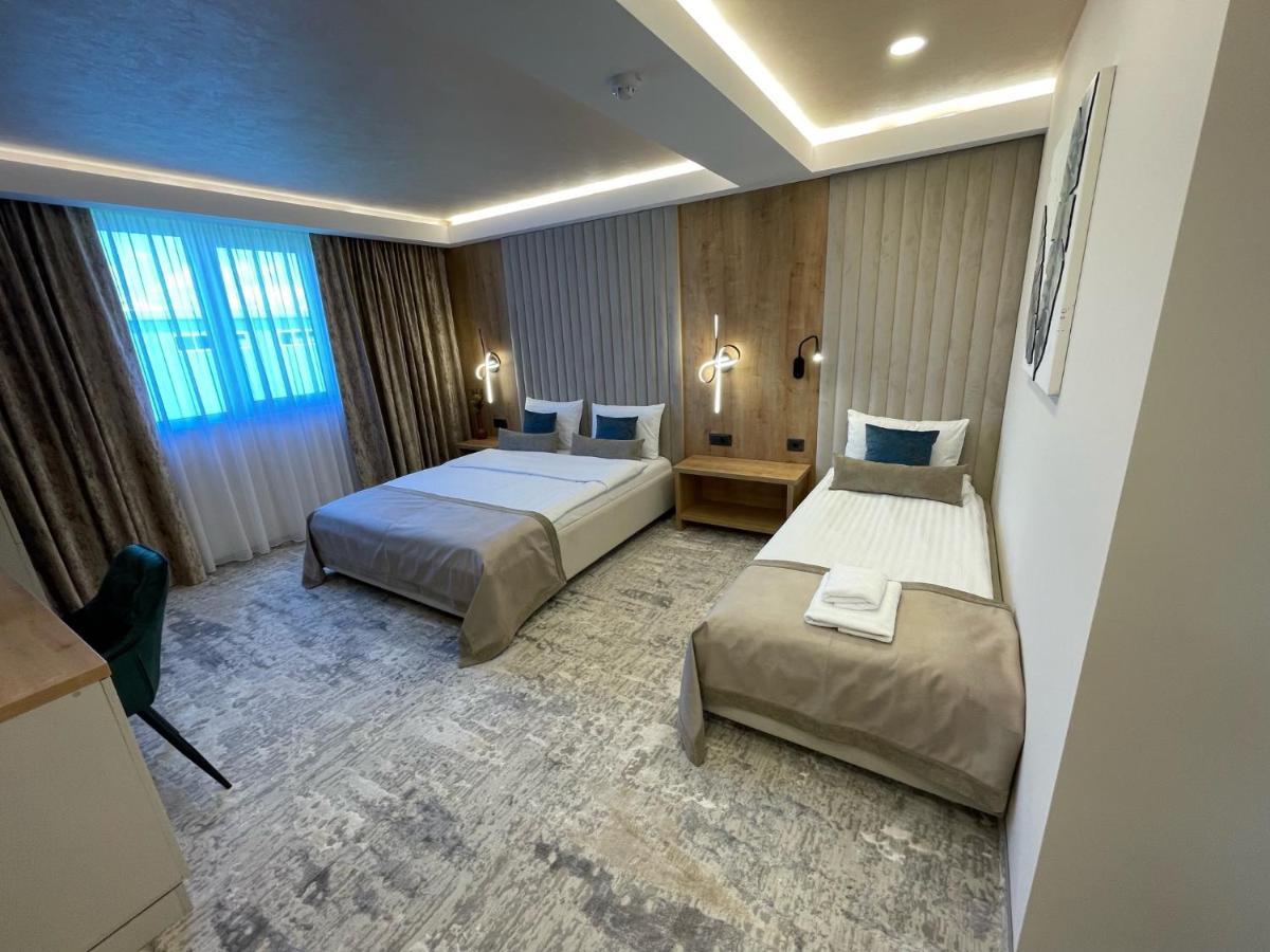 Hotel Rk Ghimbav المظهر الخارجي الصورة