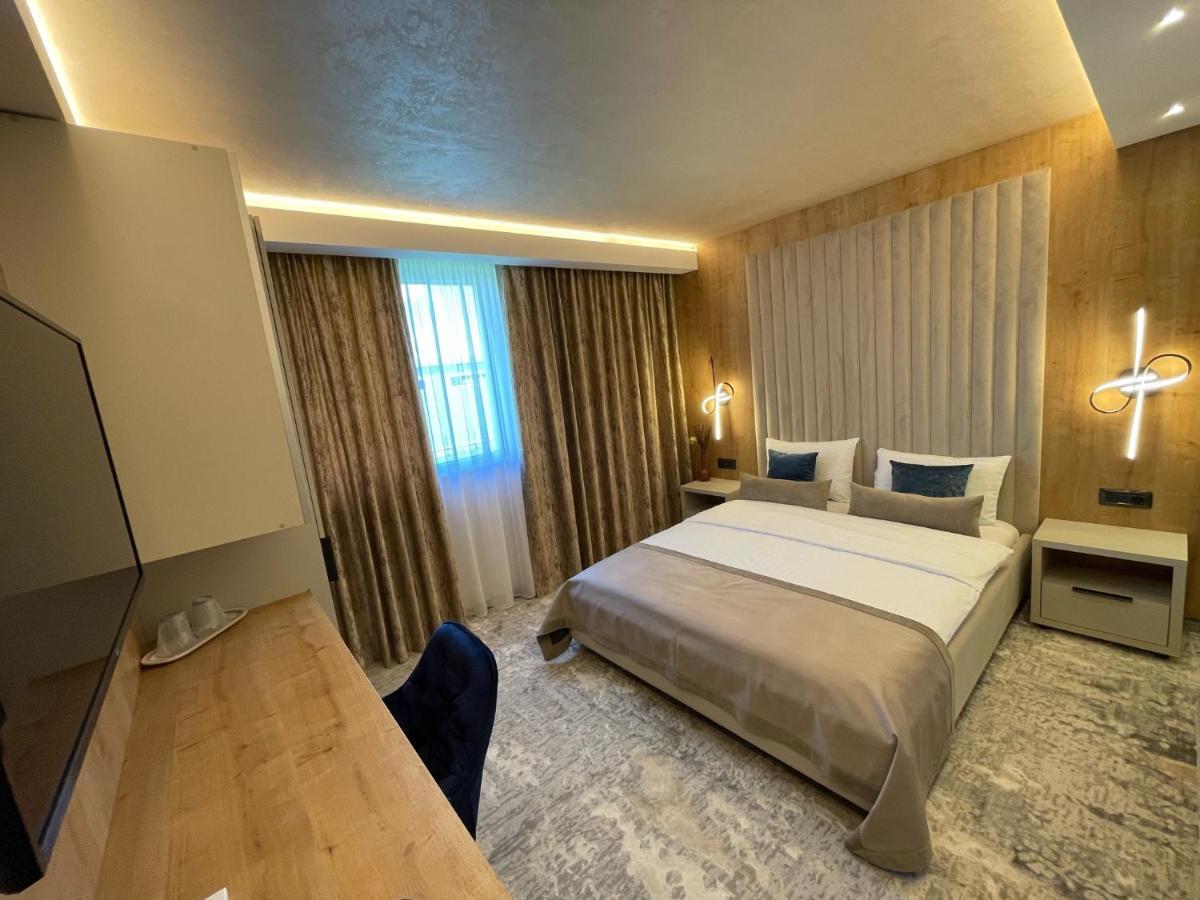 Hotel Rk Ghimbav المظهر الخارجي الصورة